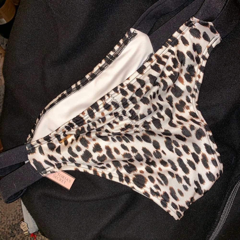 Victoria’s Secret bra and bathing suit bottoms